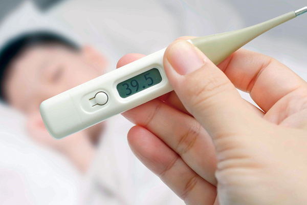 Sử dụng thuốc cho trẻ mắc bệnh tay chân miệng